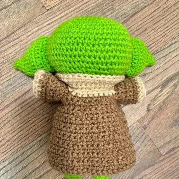 Handcrafted Grogu Stuffy 9” - Star Wars The Mandalorian - Picture 5 of 6